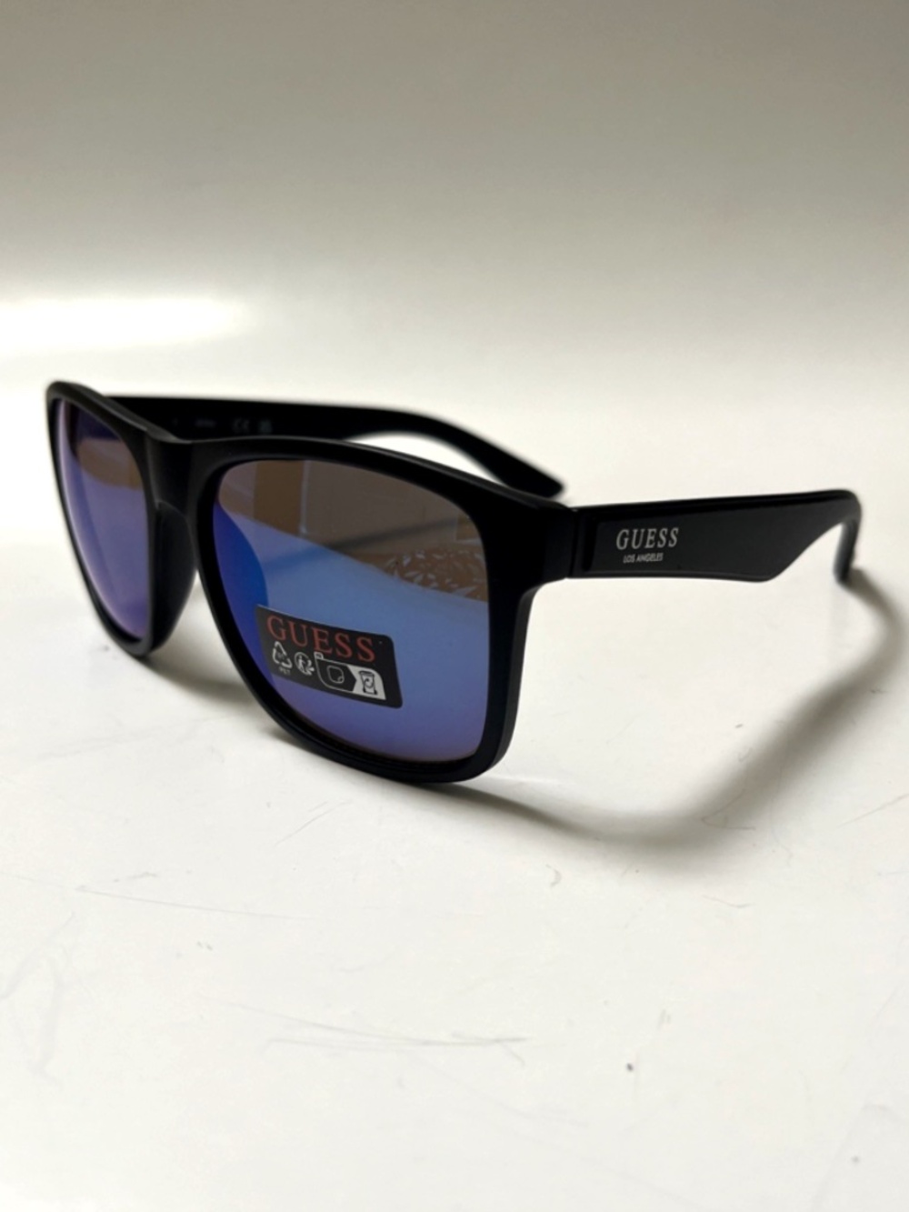 NWT GUESS Square Sunglasses GF0203 Classic Matte Black Iridescent Lens